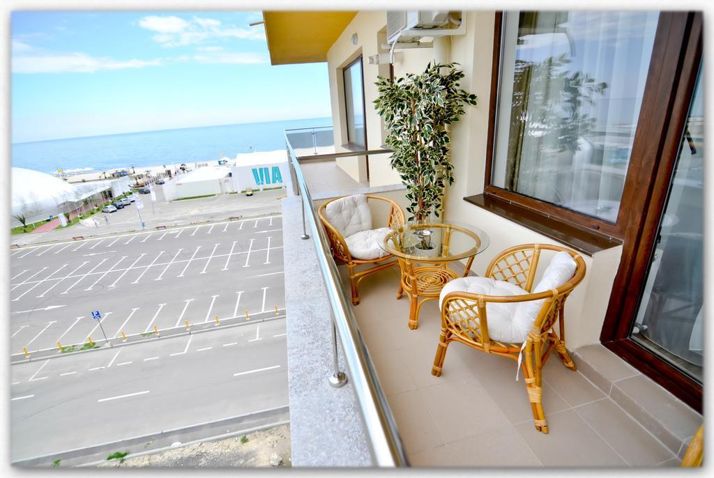 Summerland Luxury Studios By The Sea Mamaia Δωμάτιο φωτογραφία